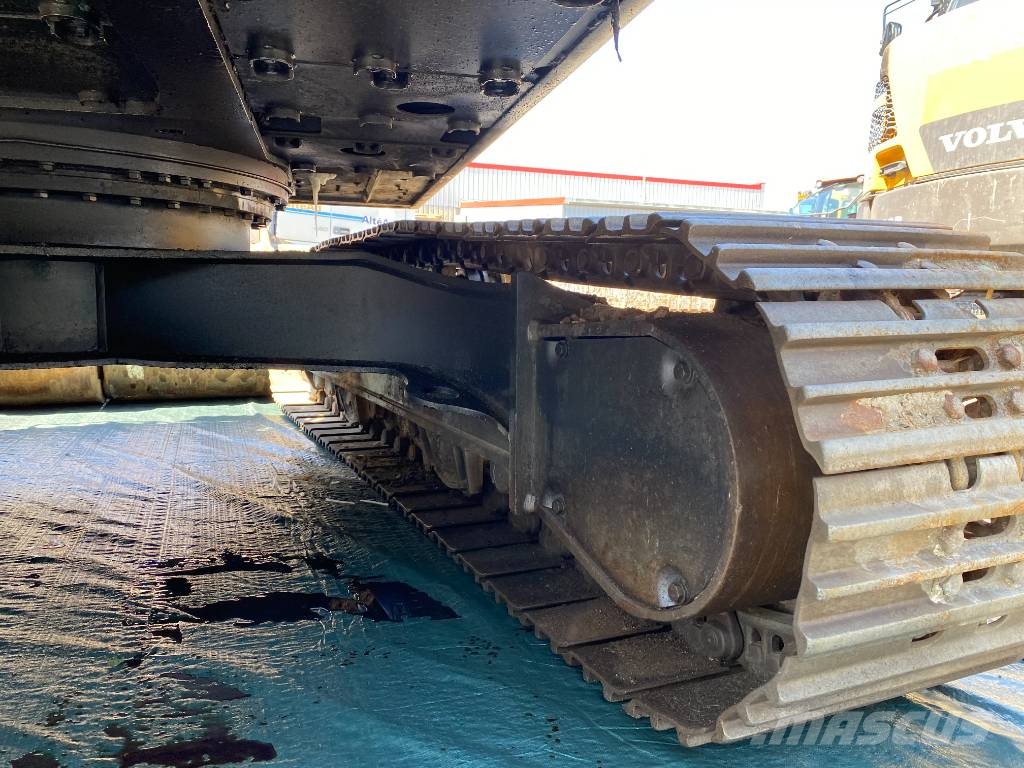 Volvo EC 220 EL /Certificat CE endommagée Excavadoras de cadenas