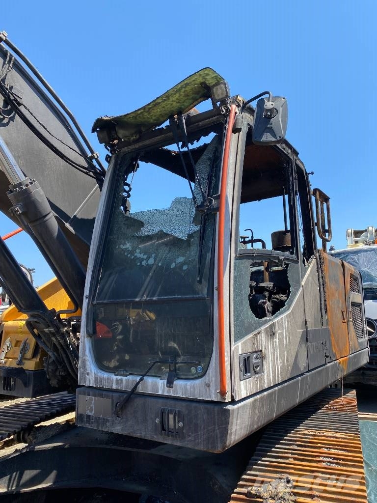 Volvo EC 220 EL /Certificat CE endommagée Excavadoras de cadenas