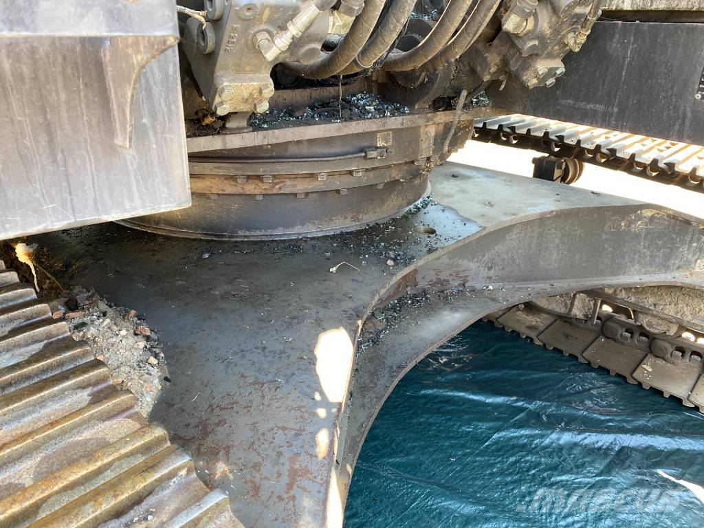 Volvo EC 220 EL /Certificat CE endommagée Excavadoras de cadenas