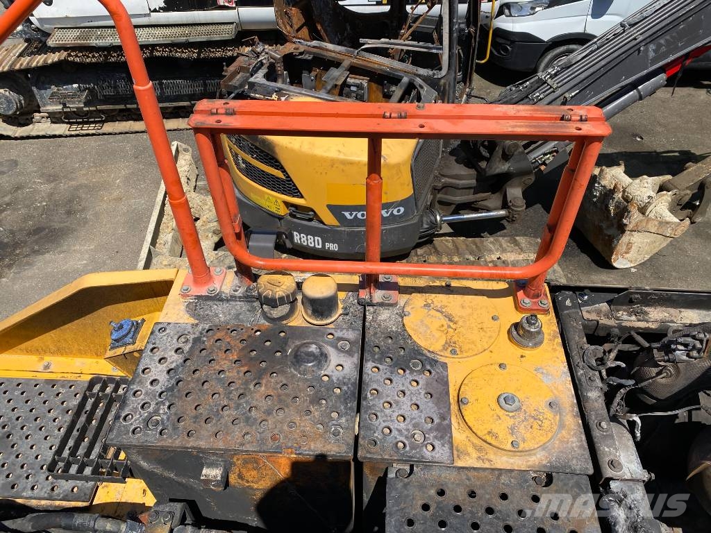 Volvo EC 220 EL /Certificat CE endommagée Excavadoras de cadenas