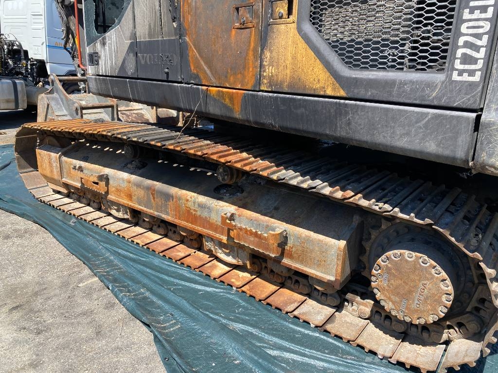 Volvo EC 220 EL /Certificat CE endommagée Excavadoras de cadenas