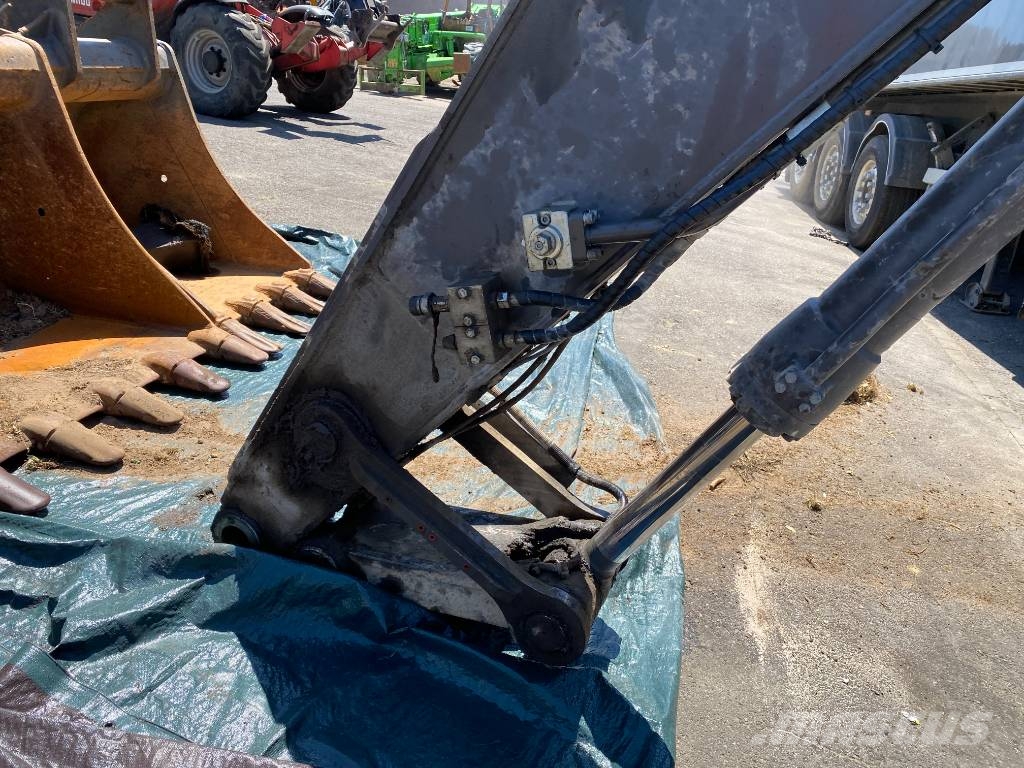 Volvo EC 220 EL /Certificat CE endommagée Excavadoras de cadenas