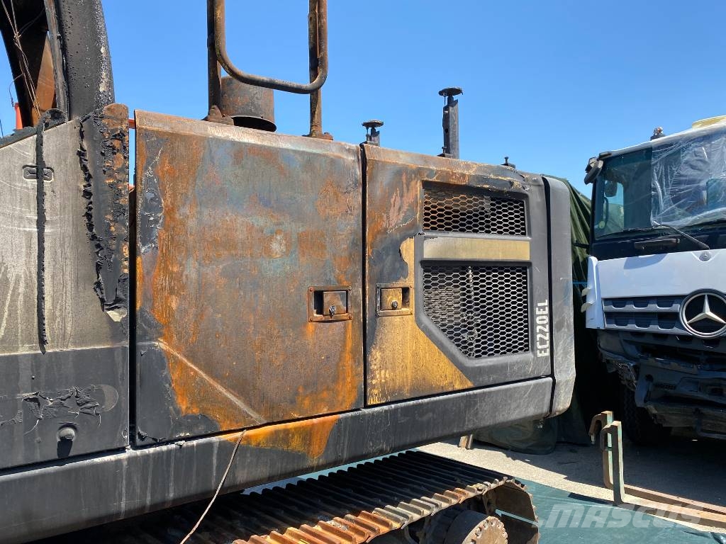 Volvo EC 220 EL /Certificat CE endommagée Excavadoras de cadenas