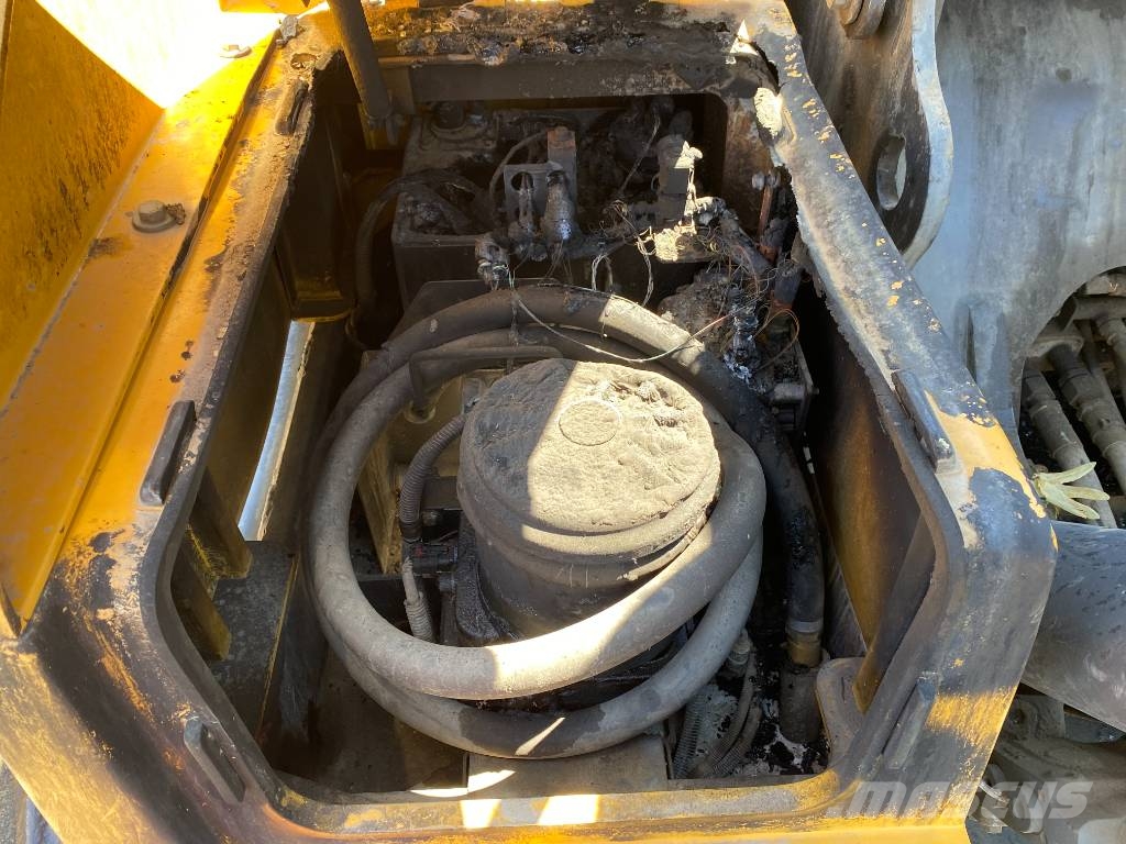 Volvo EC 220 EL /Certificat CE endommagée Excavadoras de cadenas