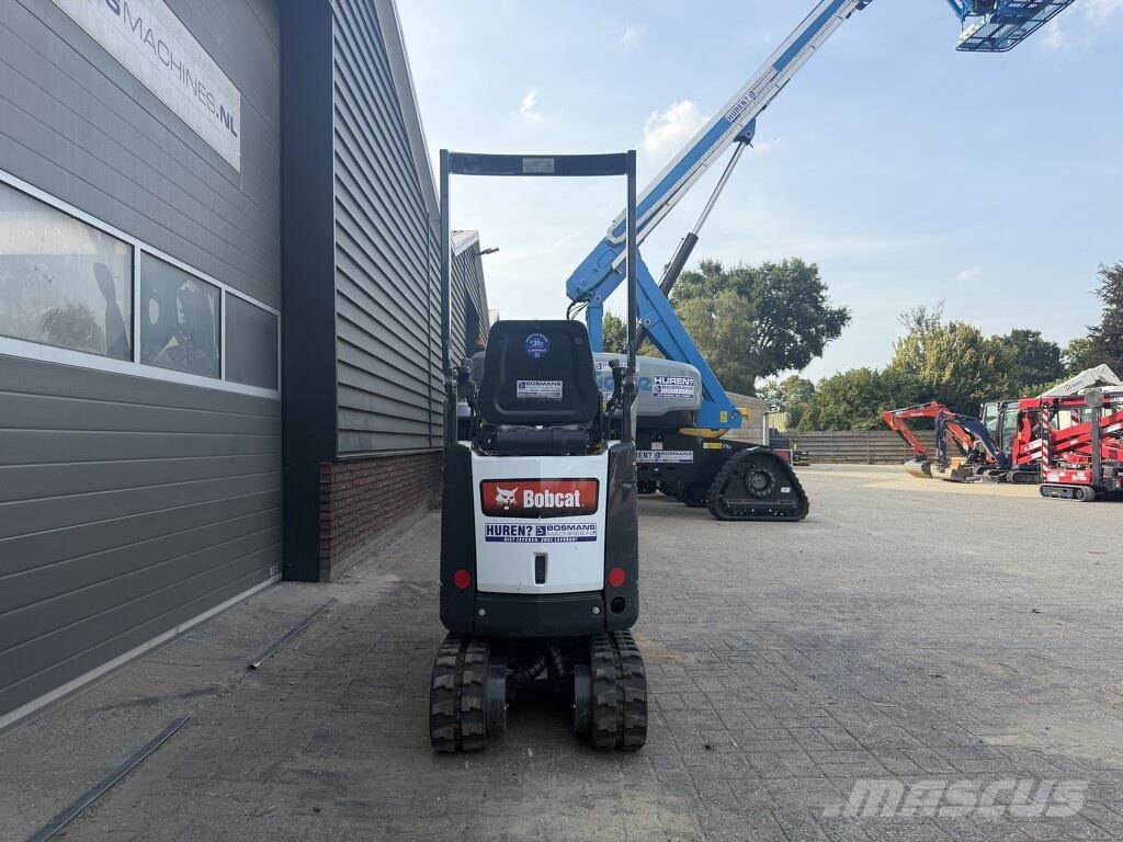 Bobcat E10 z minigraver 2026 - 120 uur €290 LEASE Mini kotrók < 7t