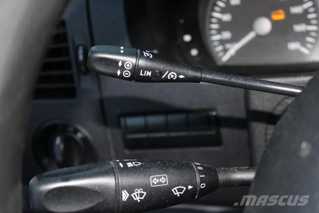 Mercedes-Benz Sprinter 316 + THERMO KING بدرجة حرارة قابلة للضبط