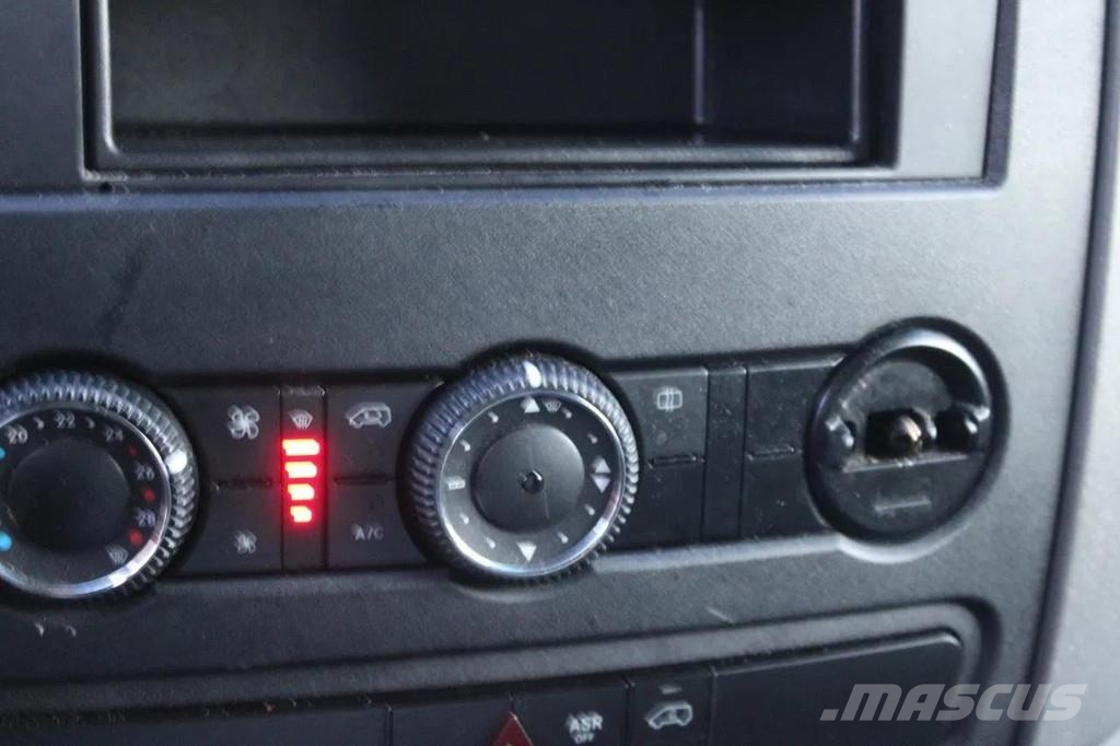 Mercedes-Benz Sprinter 316 + THERMO KING بدرجة حرارة قابلة للضبط