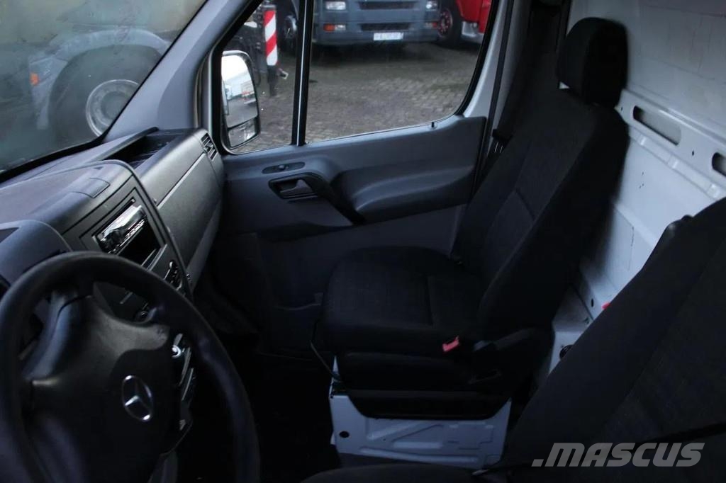 Mercedes-Benz Sprinter 316 + THERMO KING بدرجة حرارة قابلة للضبط