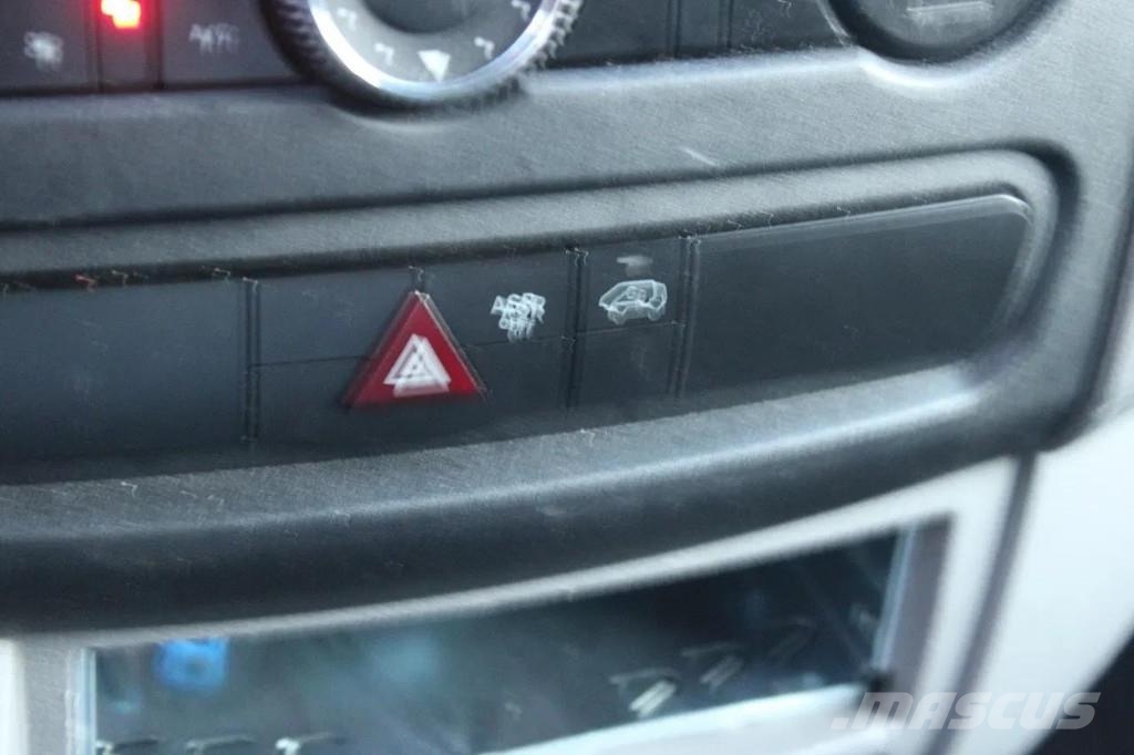 Mercedes-Benz Sprinter 316 + THERMO KING بدرجة حرارة قابلة للضبط