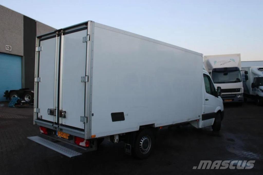 Mercedes-Benz Sprinter 316 + THERMO KING بدرجة حرارة قابلة للضبط
