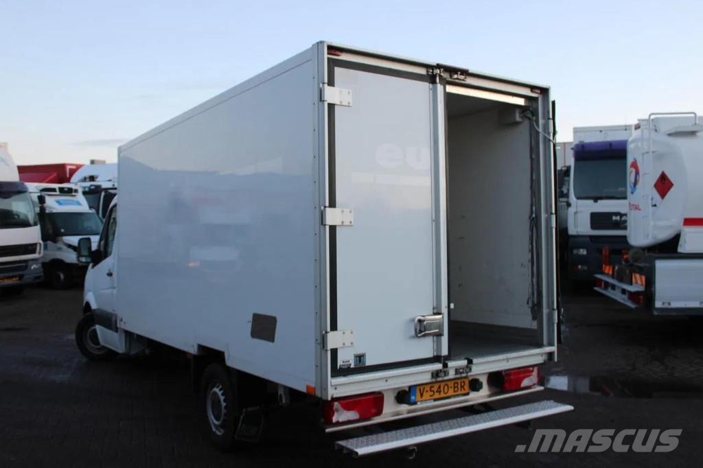 Mercedes-Benz Sprinter 316 + THERMO KING بدرجة حرارة قابلة للضبط