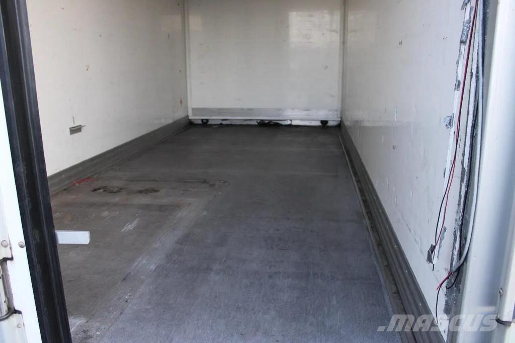 Mercedes-Benz Sprinter 316 + THERMO KING بدرجة حرارة قابلة للضبط