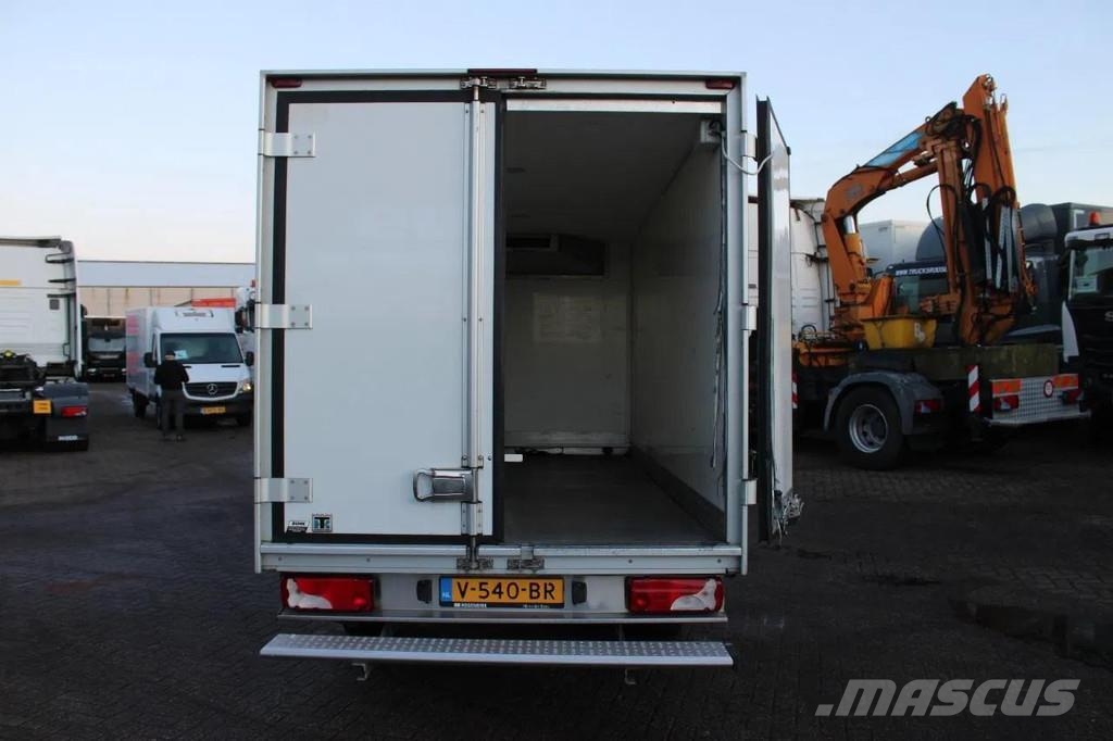 Mercedes-Benz Sprinter 316 + THERMO KING بدرجة حرارة قابلة للضبط
