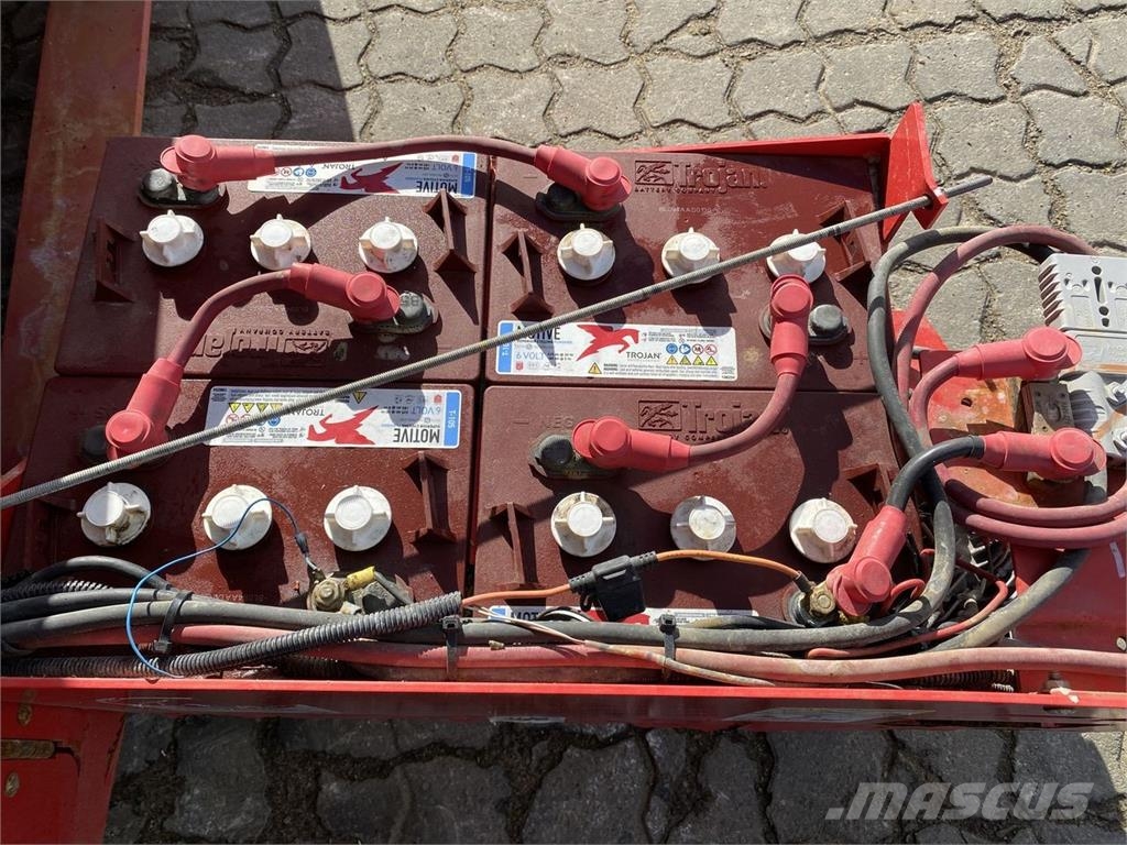 Manitou 120SE シザースリフト