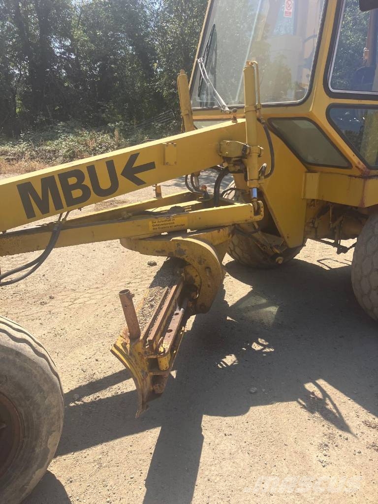 MBU 93 Mini Grader معدات تمهيد الطرق