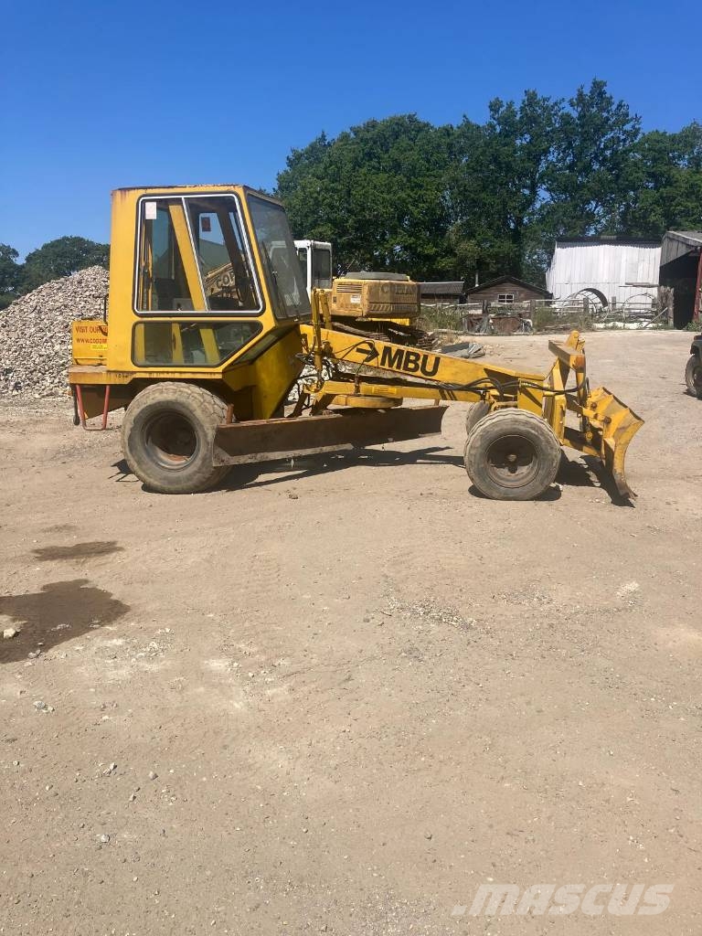 MBU 93 Mini Grader معدات تمهيد الطرق