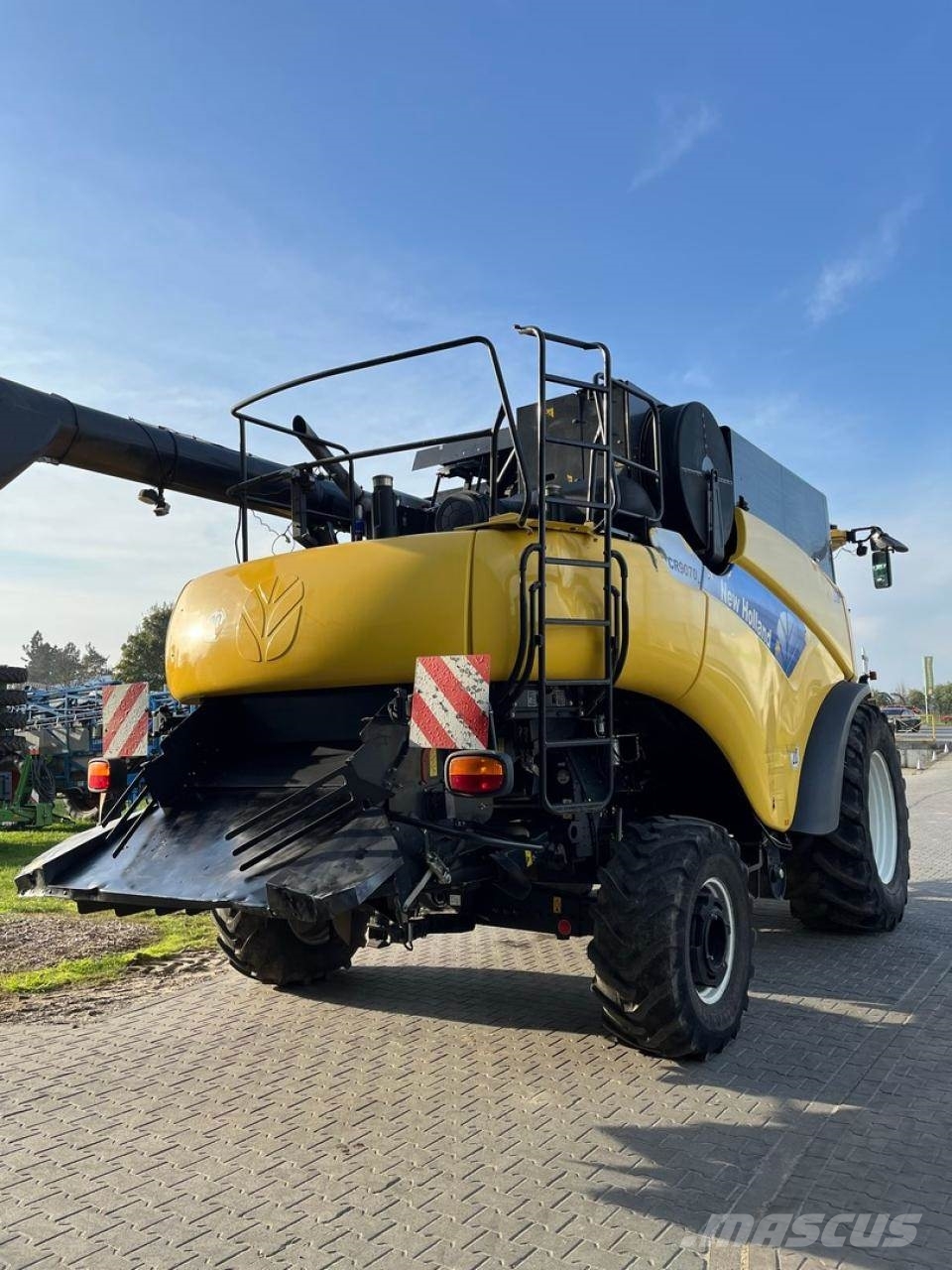 New Holland CR 9070 Mähdrescher