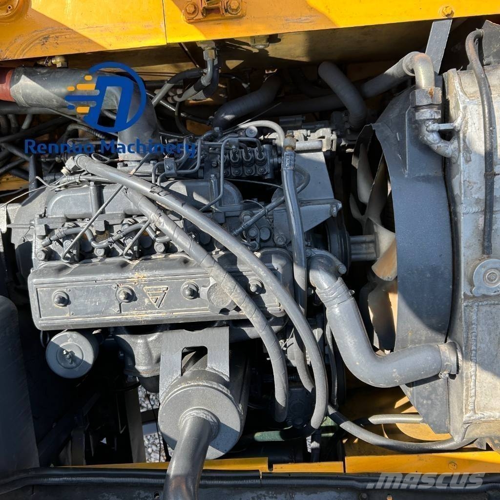 Xinyuan C75W Bagri na kolesih