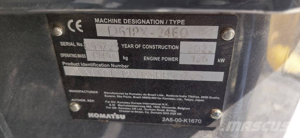 Komatsu D 61 PX-24 بلدوزرات مجنزرة