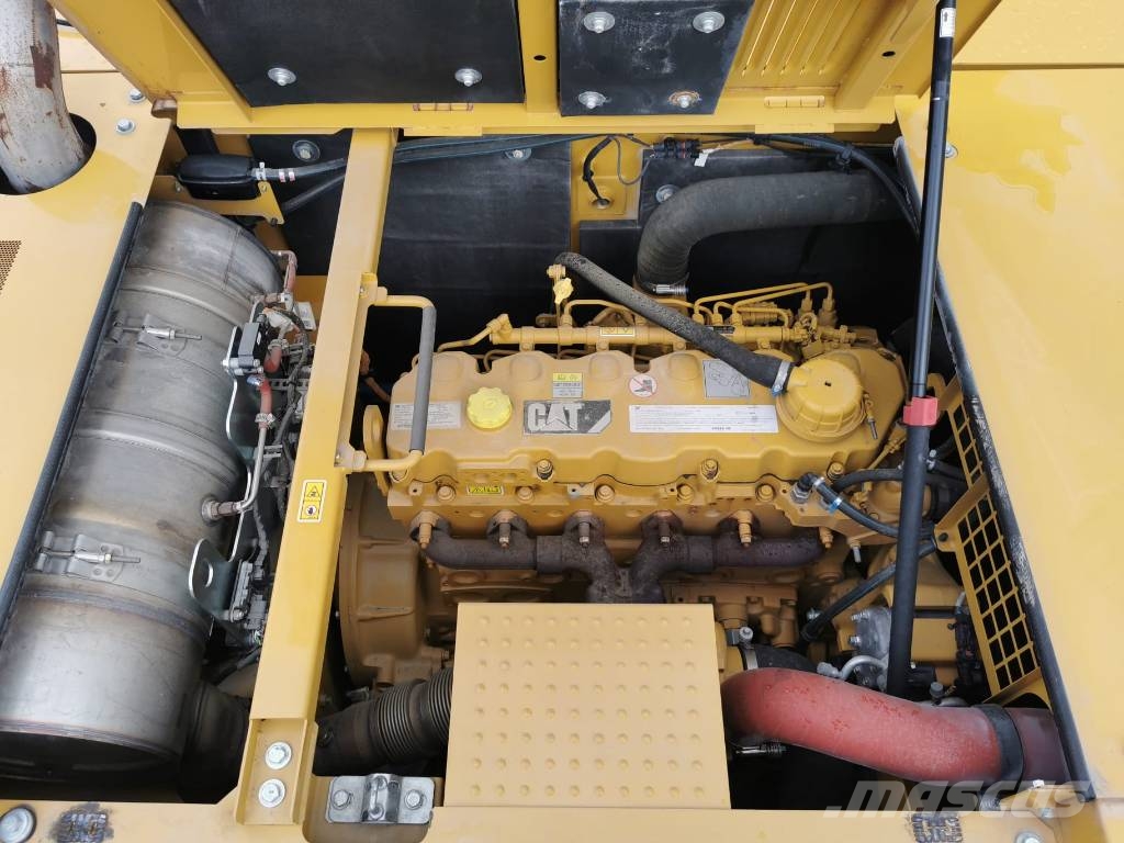 CAT 336 Crawler excavators