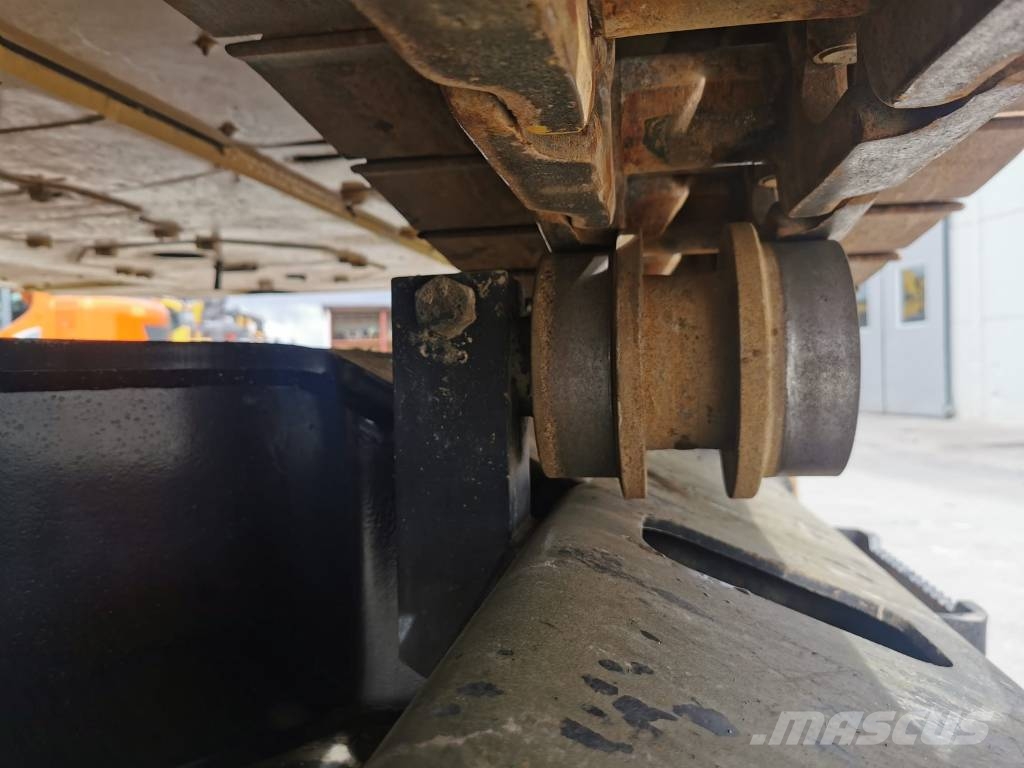 CAT 336 Crawler excavators