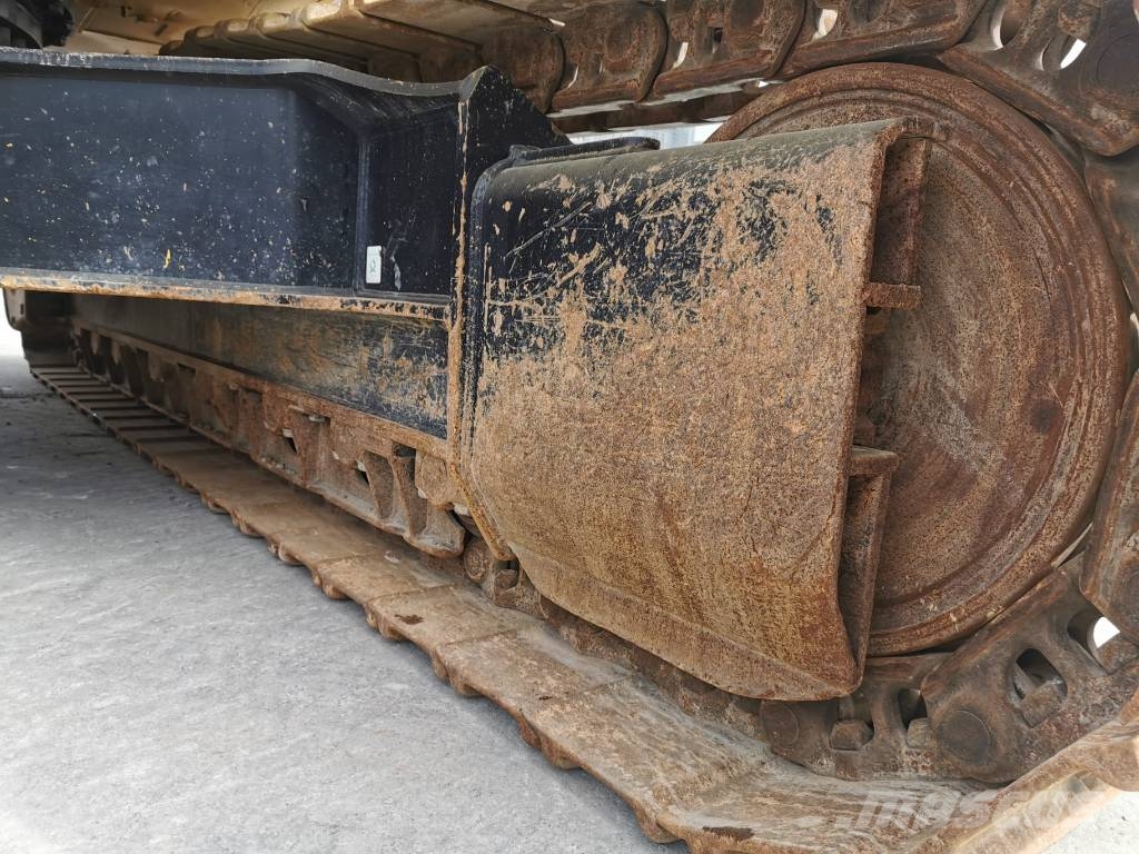 CAT 336 Crawler excavators