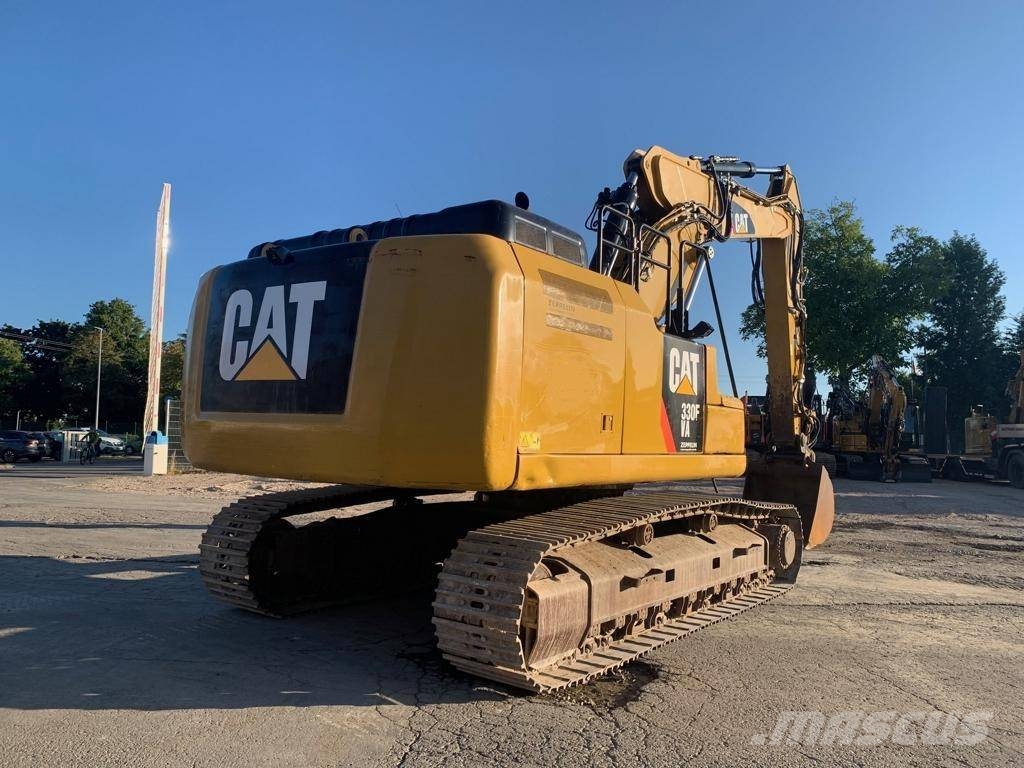CAT 330F VAH حفارات زحافة