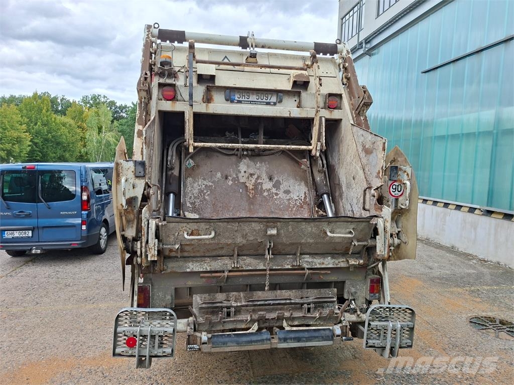 Mercedes-Benz ACTROS 2632 L 6X4 شاحنات بمقصورة وهيكل