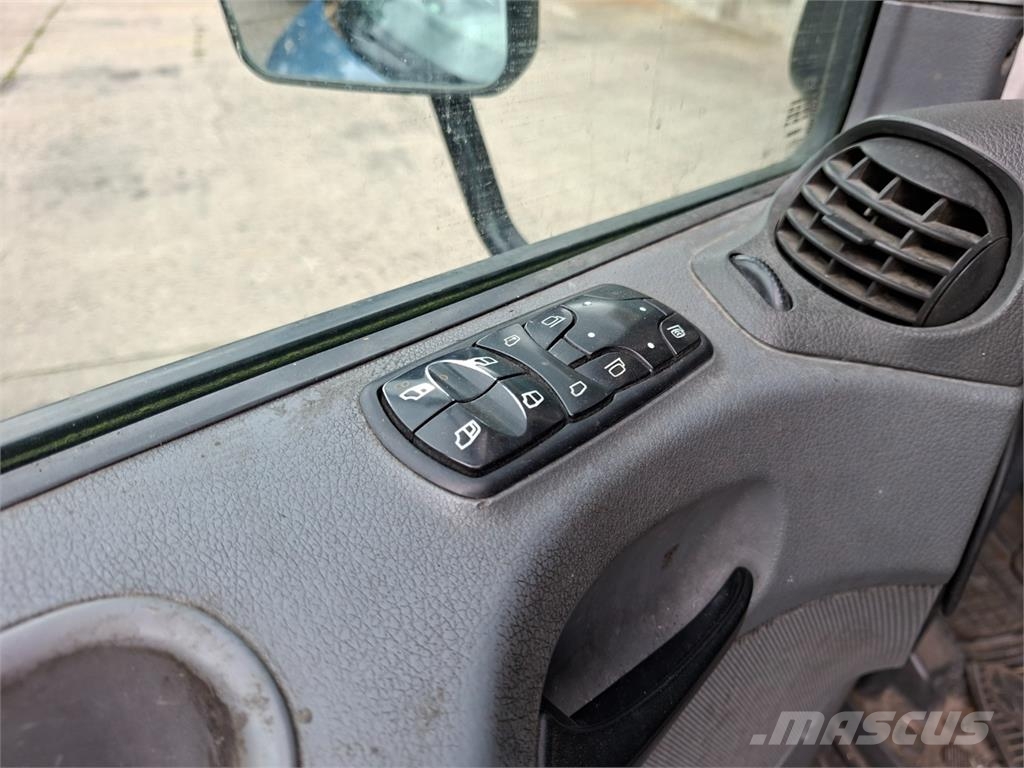 Mercedes-Benz ACTROS 2632 L 6X4 شاحنات بمقصورة وهيكل