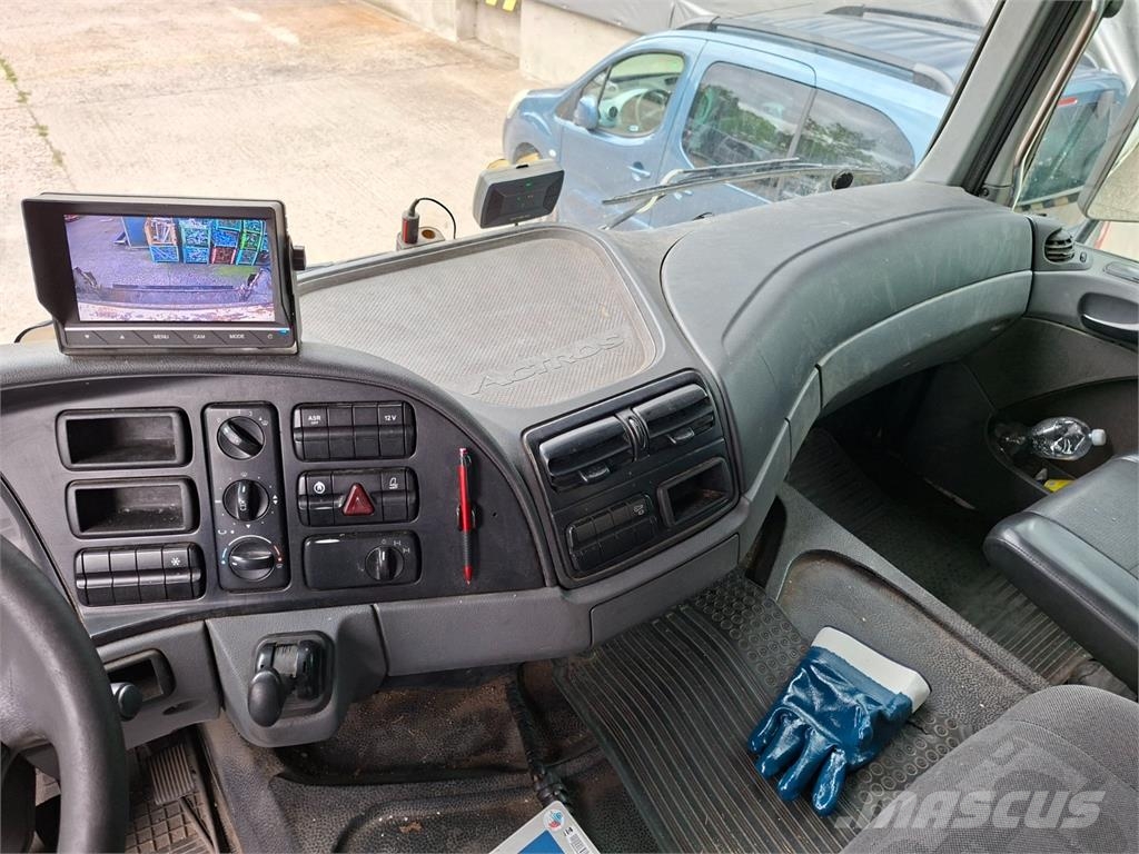 Mercedes-Benz ACTROS 2632 L 6X4 شاحنات بمقصورة وهيكل