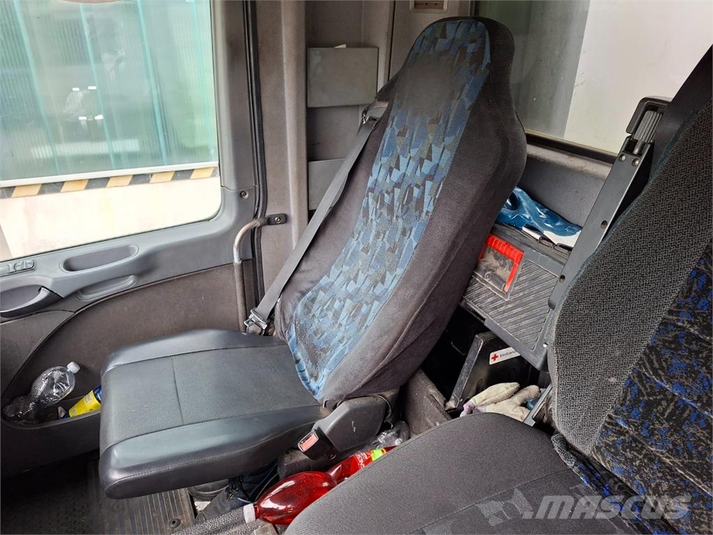 Mercedes-Benz ACTROS 2632 L 6X4 شاحنات بمقصورة وهيكل