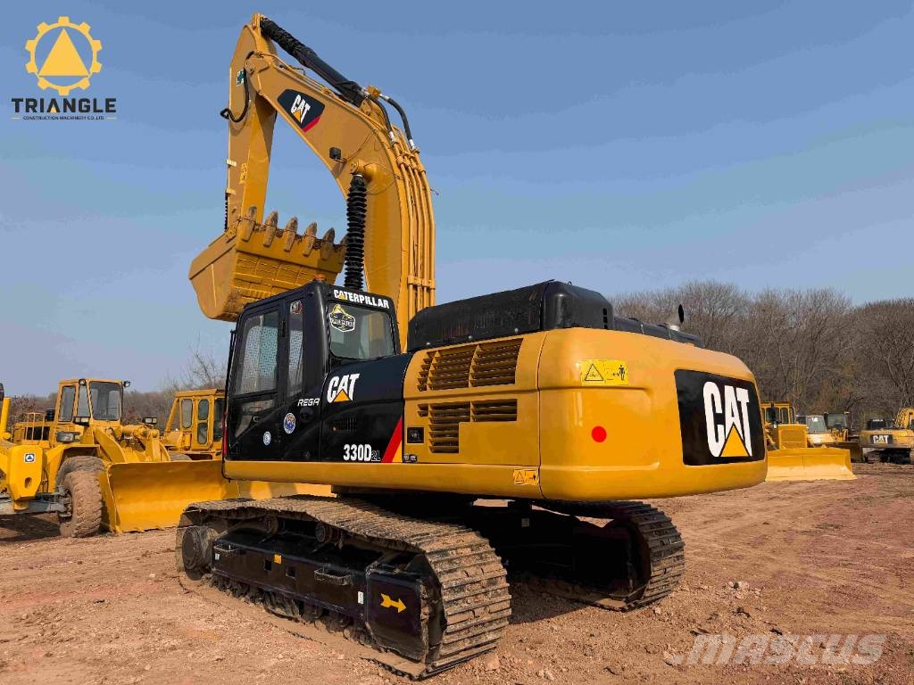 CAT 330 D L Lánctalpas kotrók