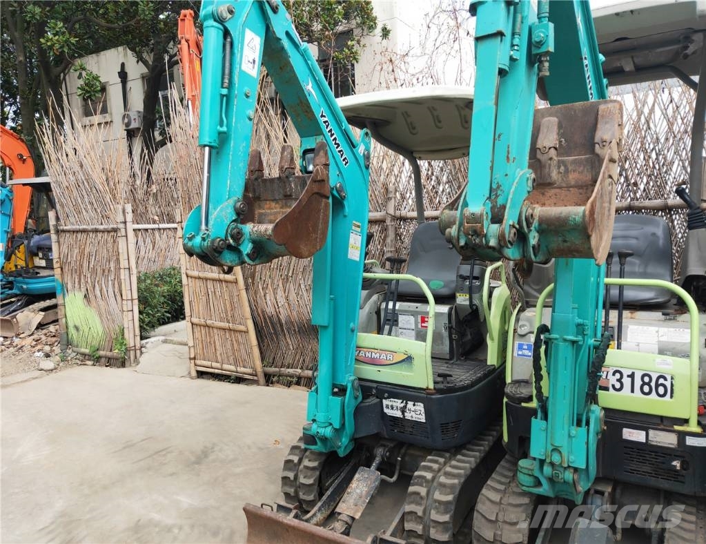 Yanmar Vio15 小型挖掘机