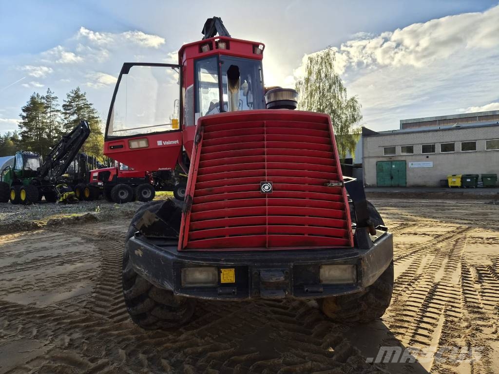 Valmet 901.4 حصادات