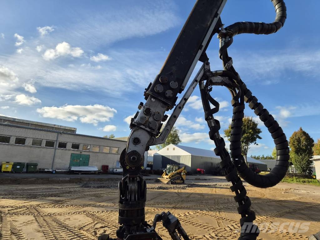 Valmet 901.4 حصادات