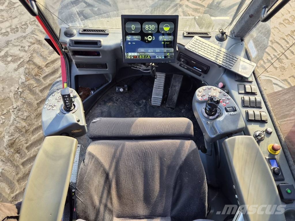 Valmet 901.4 حصادات