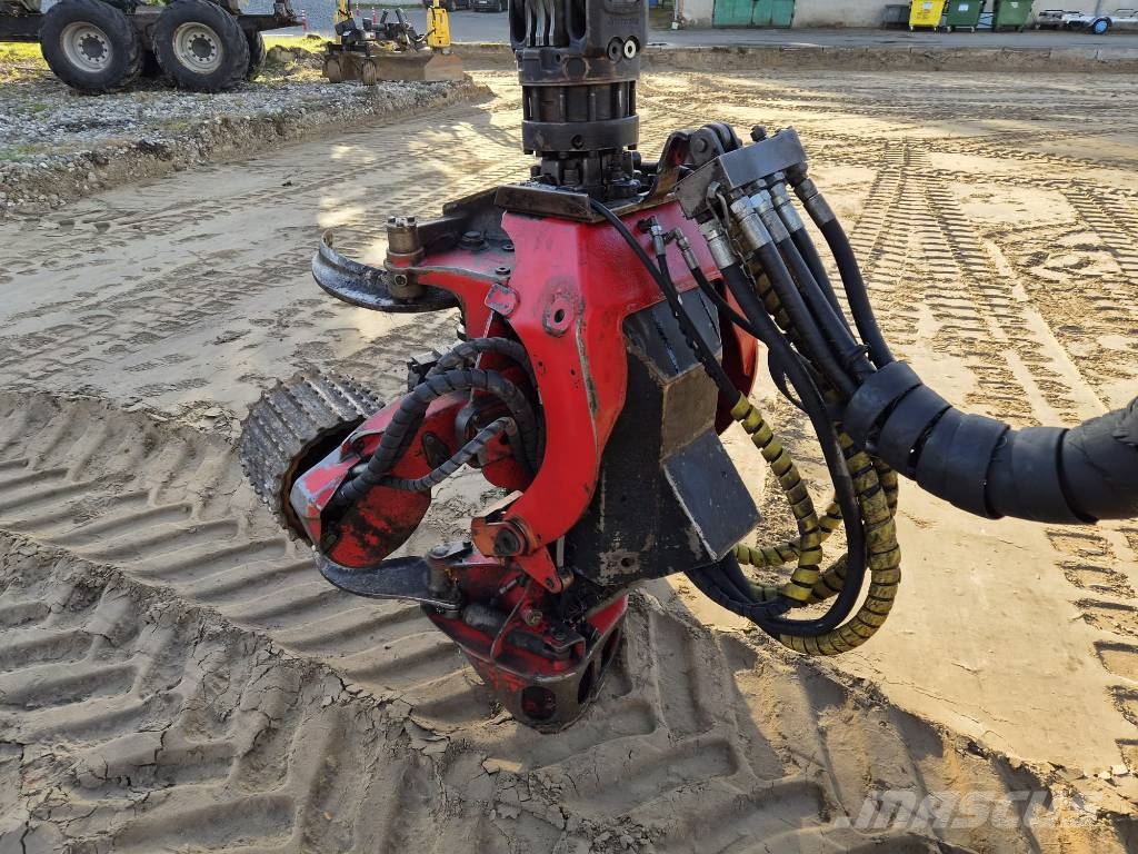 Valmet 901.4 حصادات