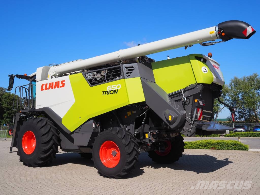 CLAAS Trion 650 GPS + V680 Mähdrescher