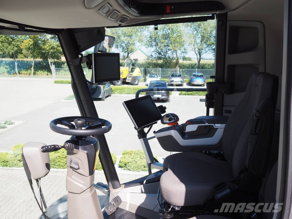 CLAAS Trion 650 GPS + V680 Mähdrescher