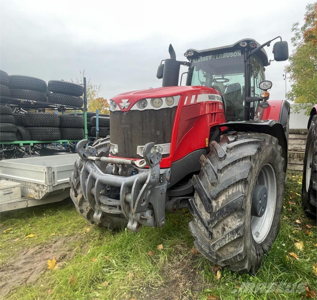 Massey Ferguson 8732 Dyna VT Traktorok