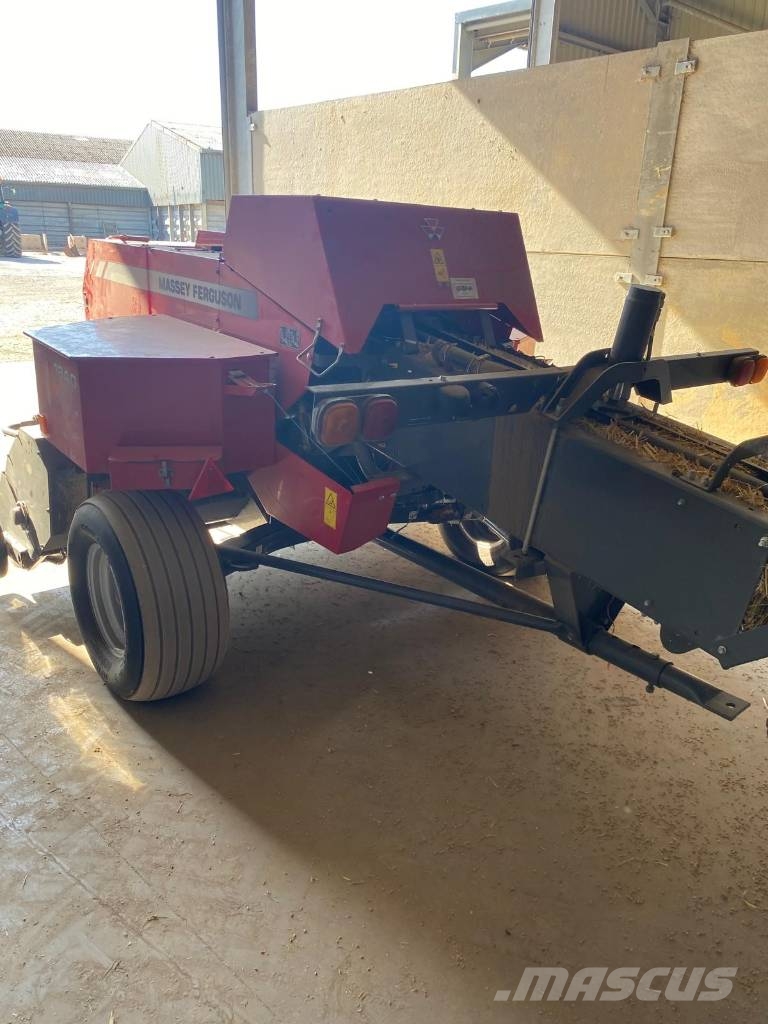 Massey Ferguson 1840 محزمات مربعة