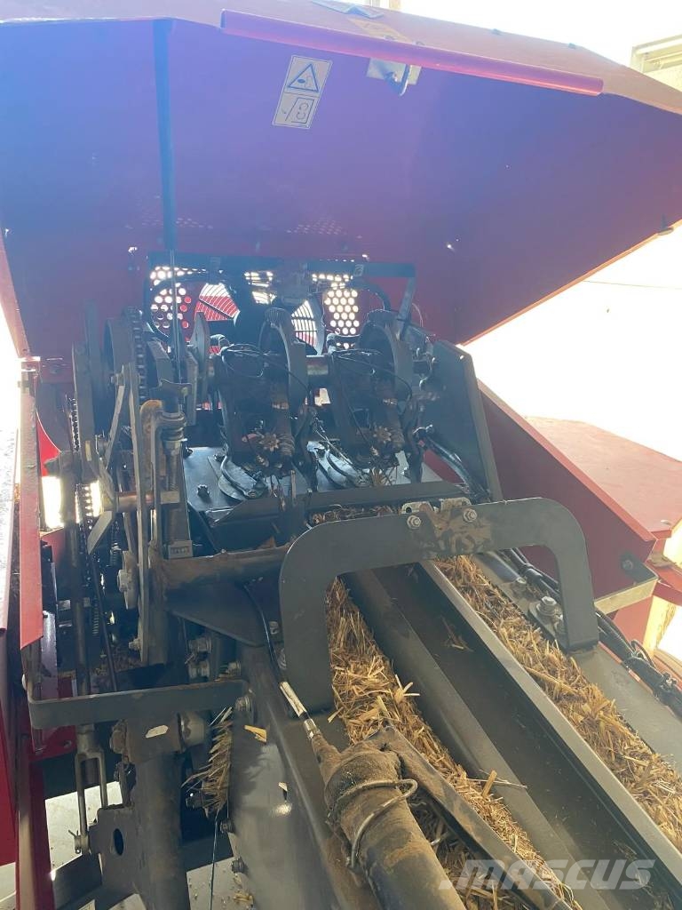Massey Ferguson 1840 محزمات مربعة