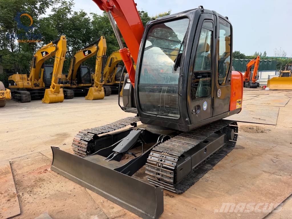 Hitachi ZX70 Малые экскаваторы 7т-12т