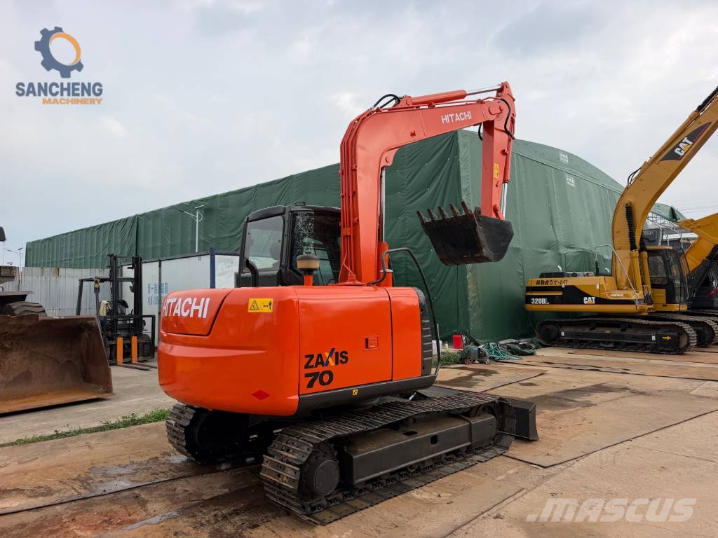 Hitachi ZX70 Малые экскаваторы 7т-12т