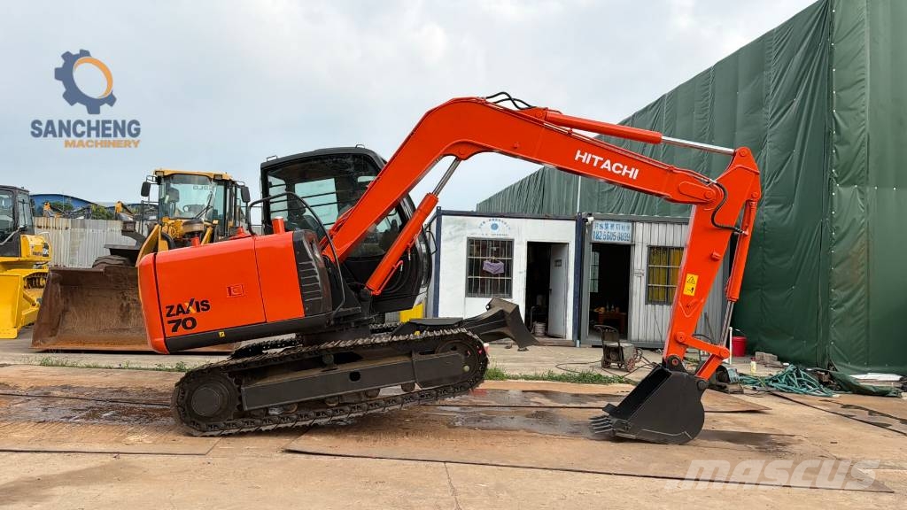 Hitachi ZX70 Малые экскаваторы 7т-12т