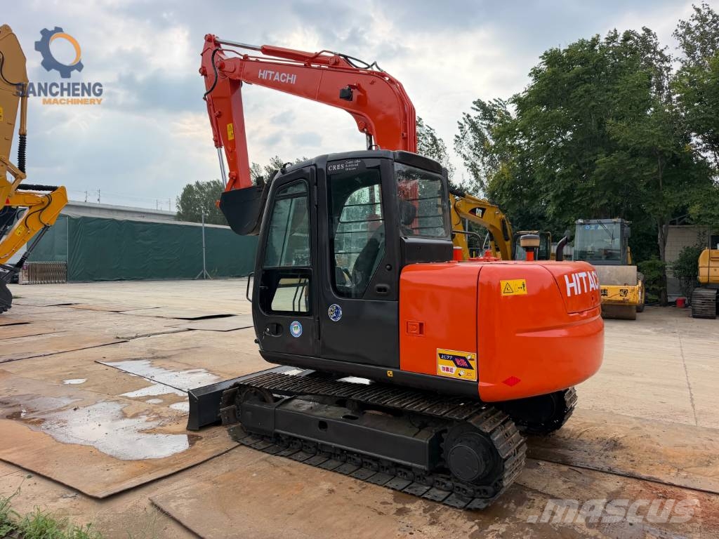 Hitachi ZX70 Малые экскаваторы 7т-12т