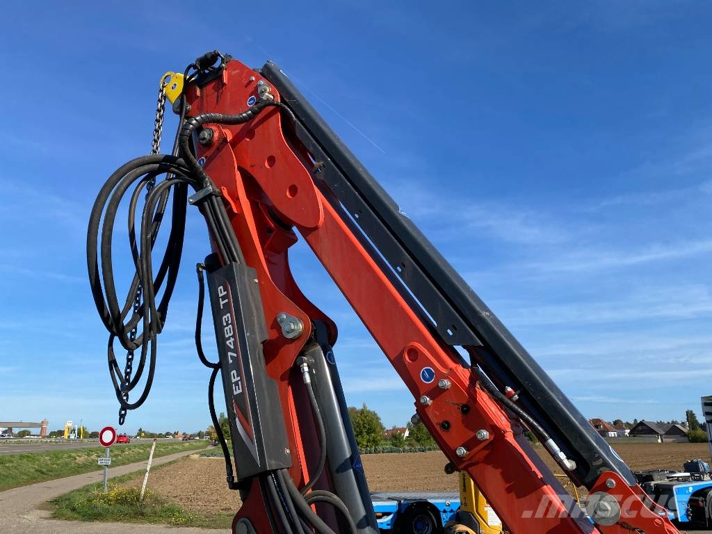 Kuhn PRO-LONGER GII/EP 7483 + Tête de fauchage endommag Pensasleikkurit