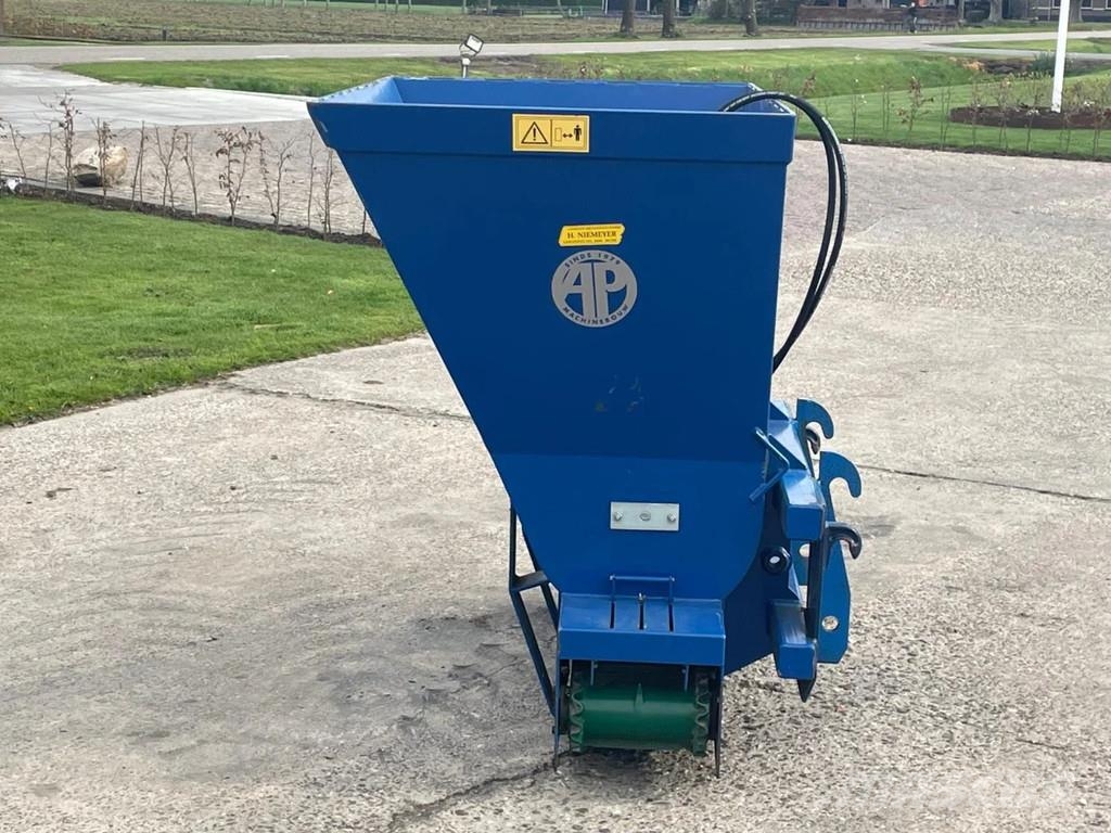 AP AS 1500 | Instrooibak | Zaagsel strooier | Nieuw s Agricoltura - Altro