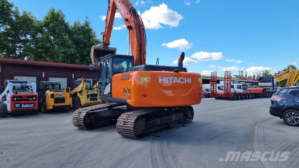 Hitachi 210LC 5-B حفارات زحافة