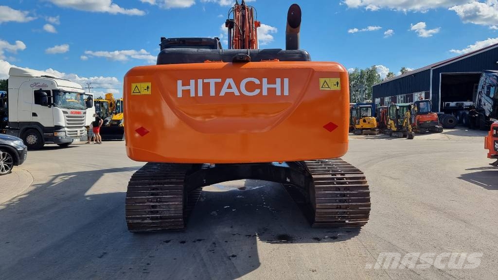 Hitachi 210LC 5-B حفارات زحافة